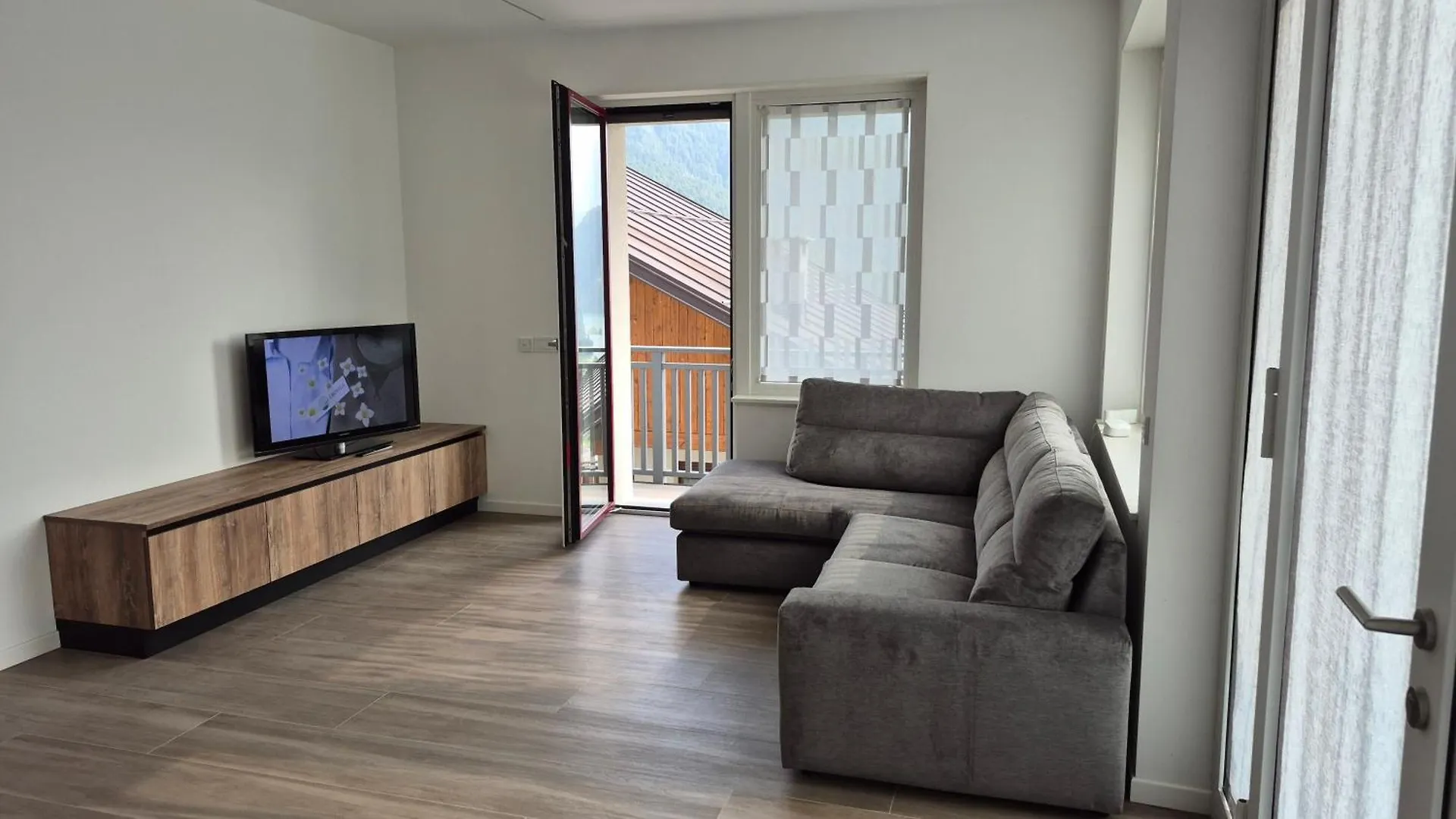 Alps Lodge Domegge di Cadore 0*,  Italy