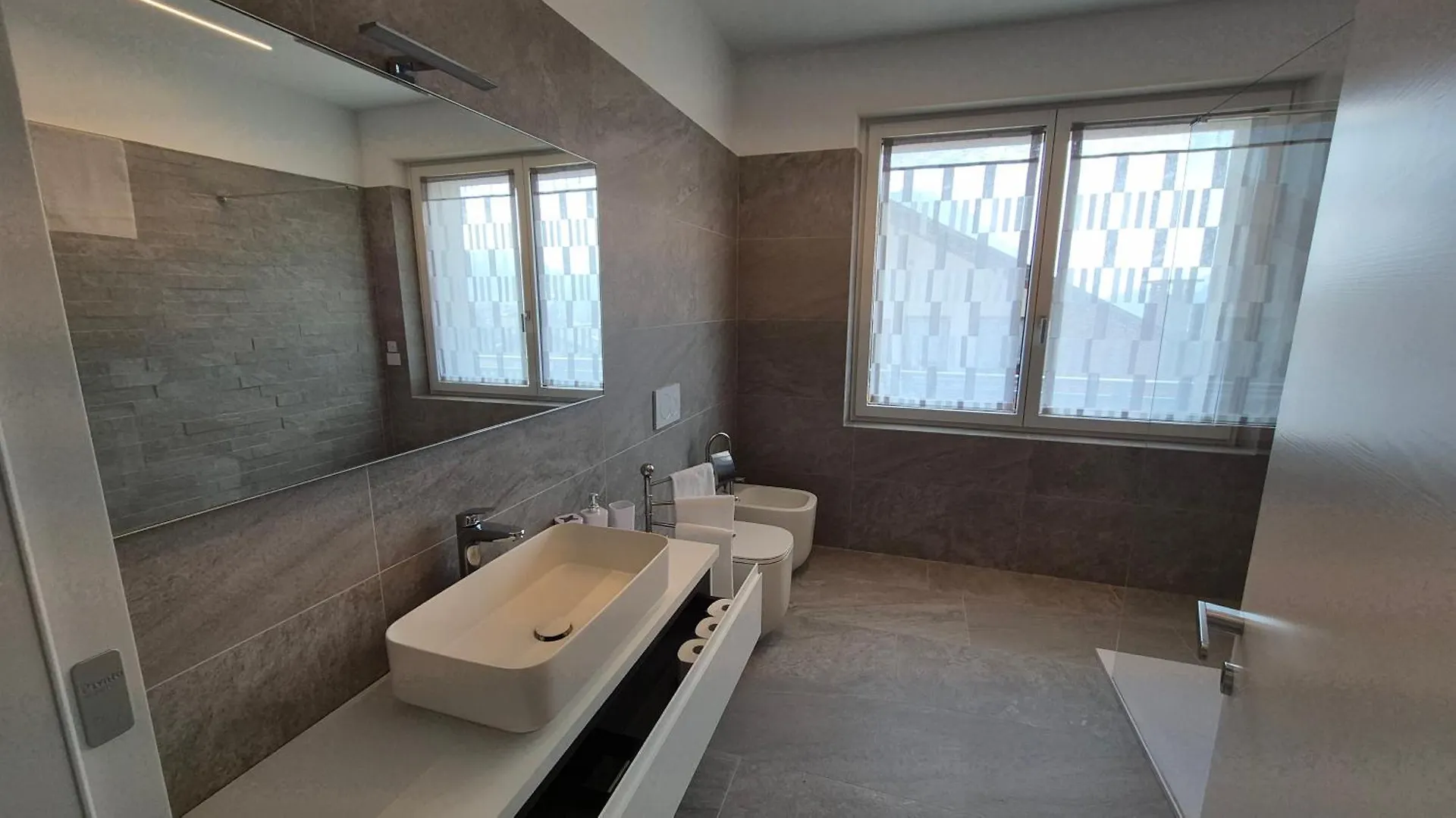 Apartment Alps Lodge Domegge di Cadore Italy